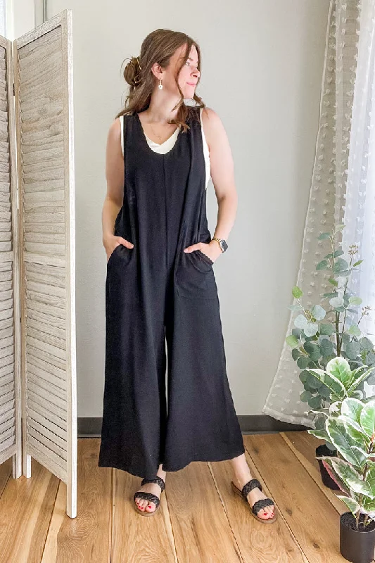 Solid Sleeveless Jumpsuit Seasonal Style Discounts