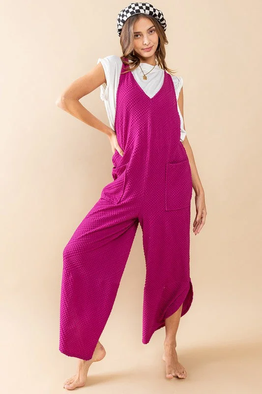 MAGENTA TEXTURED KNIT SLEEVELESS JUMPSUIT BU61004SA Art Deco Geometric Pattern Look