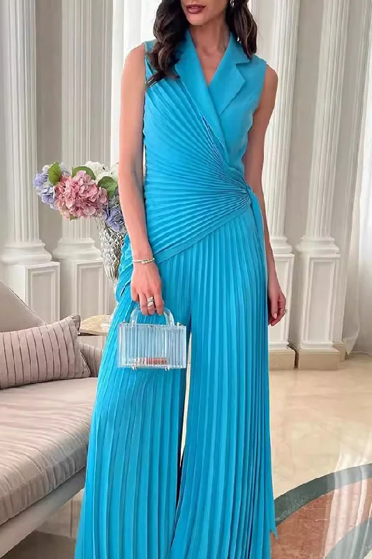 Solid Color Notched Lapel On-trend Lace-Up Wide Leg Pleated Jumpsuit Trend Setting Wardrobe