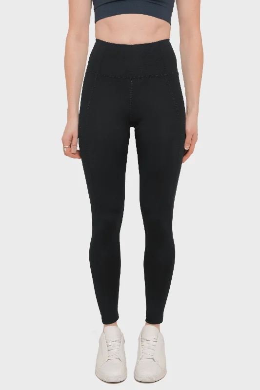 High Rise Compressive Legging in Black Timeless Elegant