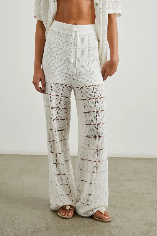 MAJA PANT - WHITE Playful Elegance