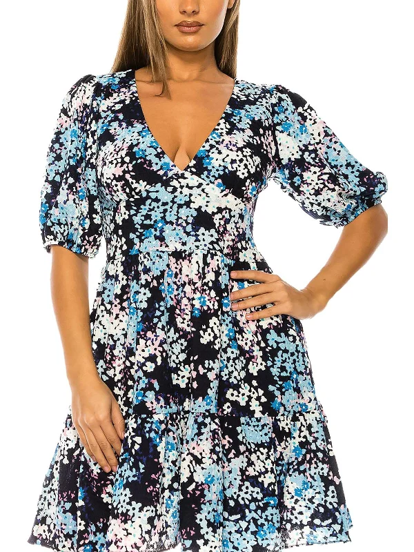 Juniors Womens Floral Mini Fit & Flare Dress Casual Yet Stylish Separates