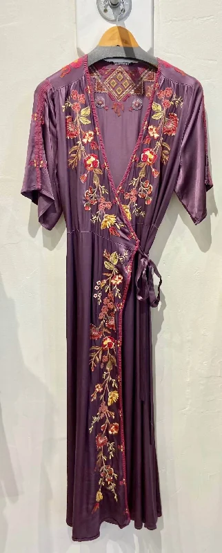 Lilith Wrap Dress In Deep Plum Women's Urban Fashion