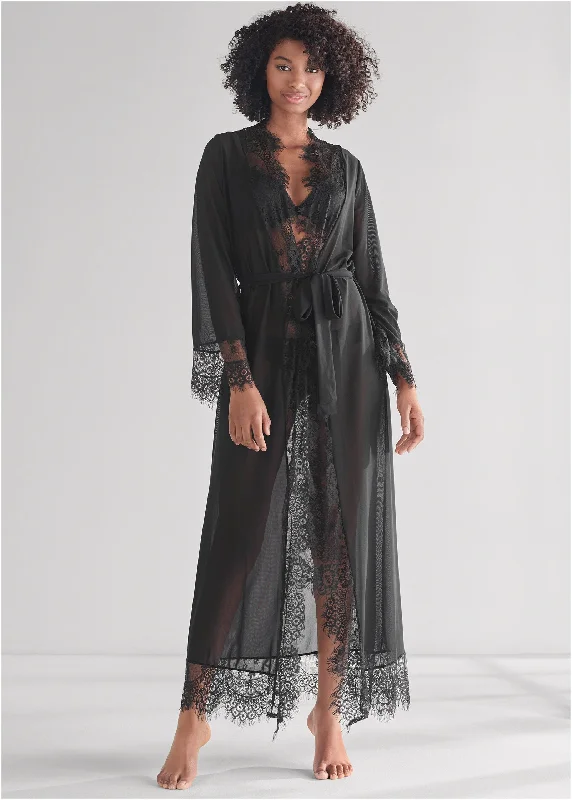 Long Sleeved Maxi Robe - Black Chic Urban Fashion Look