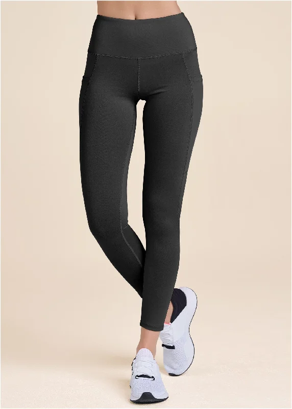 High-Rise 7/8 Pocket Leggings - Black Everyday Wear